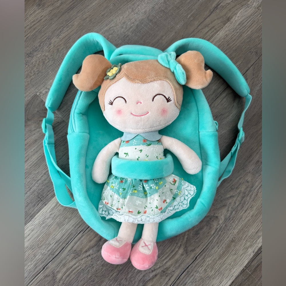 Gloveleya Green Backpack With Doll‎